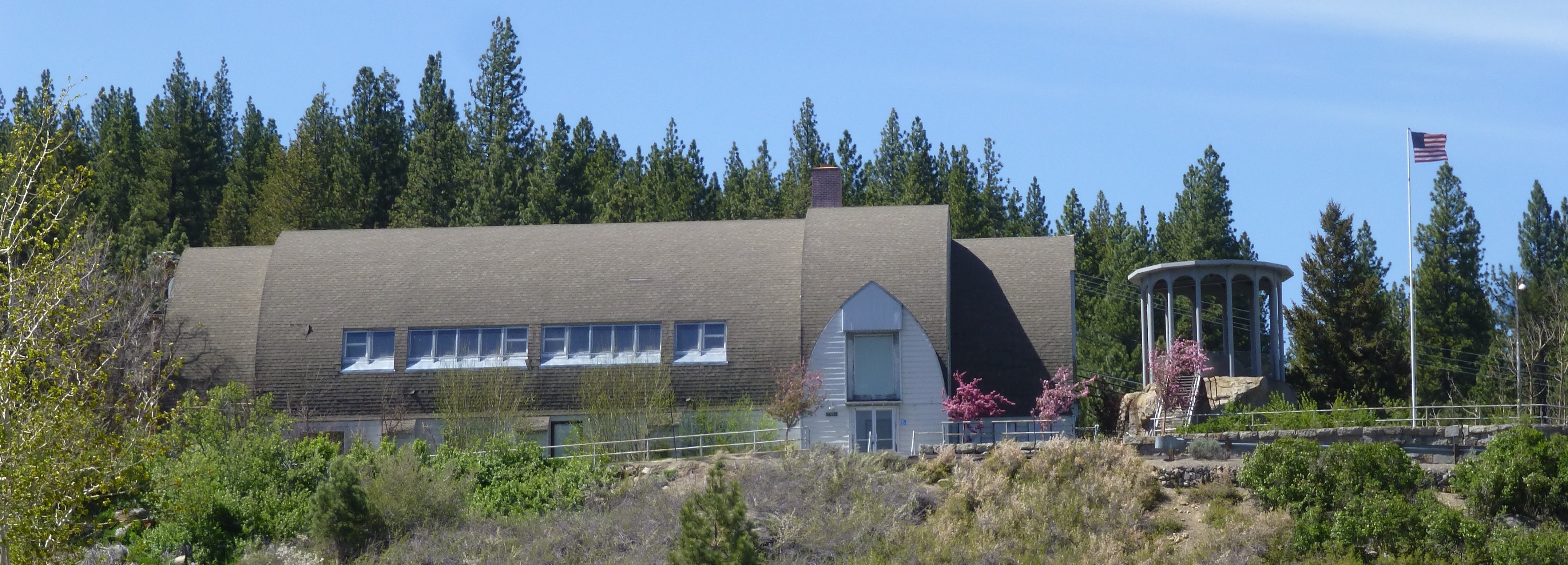 Truckee Veterans Memorial Building